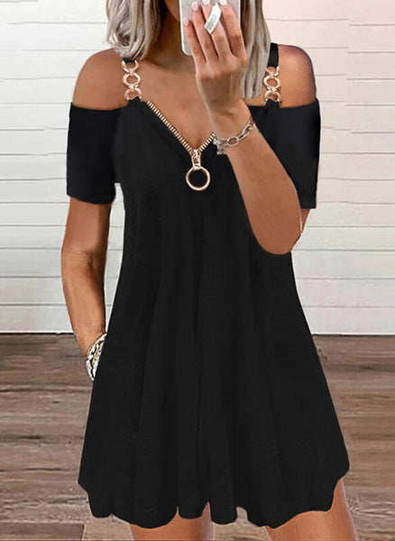 Casual dress with straps with decoration